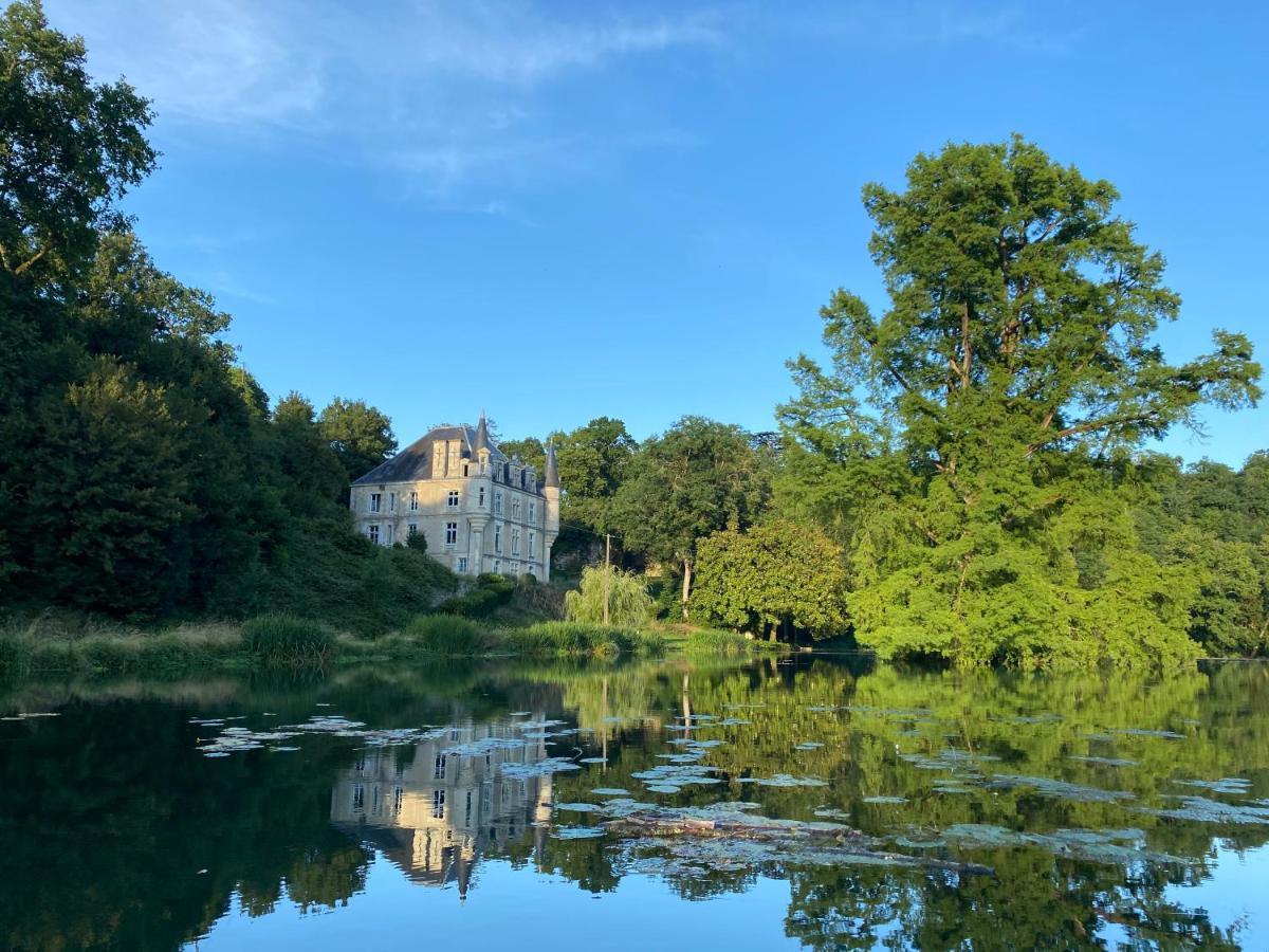 Chateau Des Loups - Les Pommiers Echire Dış mekan fotoğraf