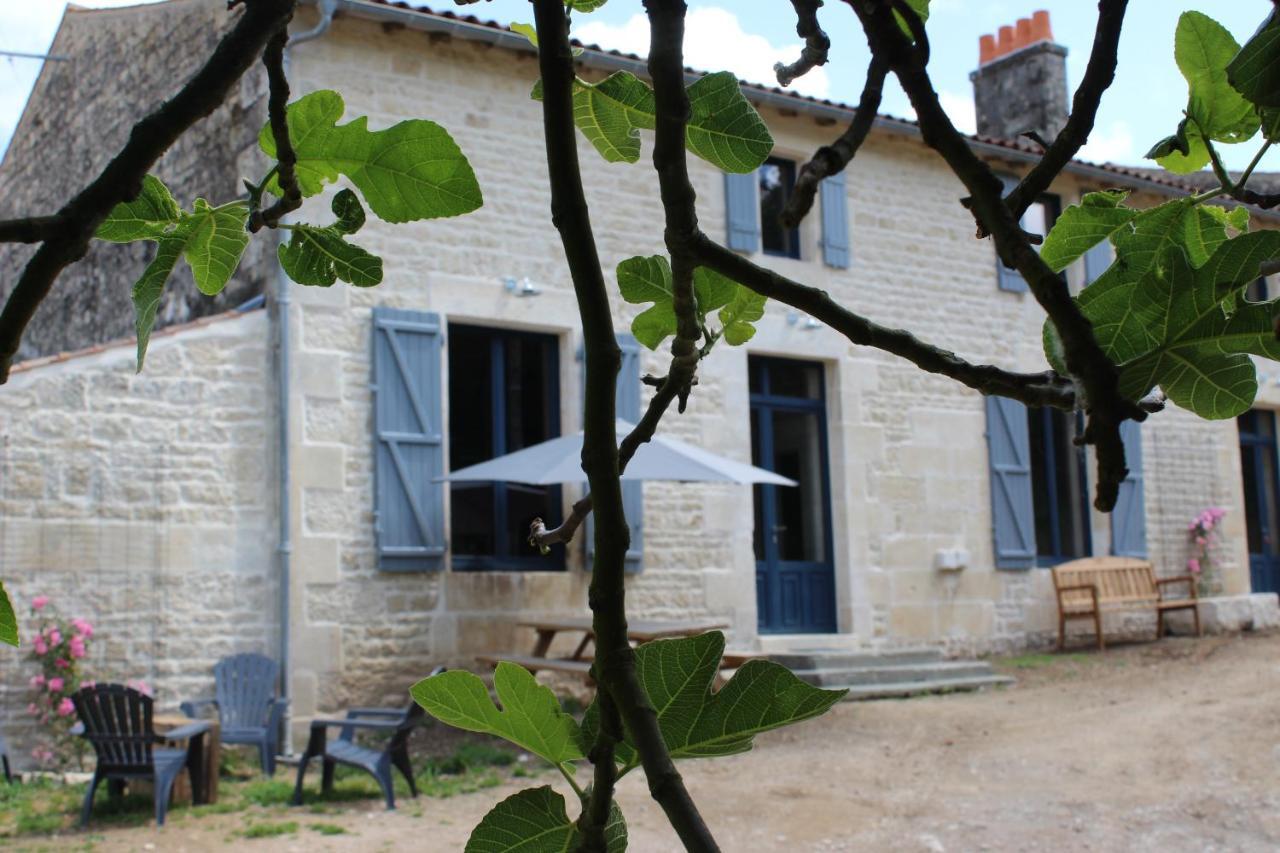 Chateau Des Loups - Les Pommiers Echire Dış mekan fotoğraf